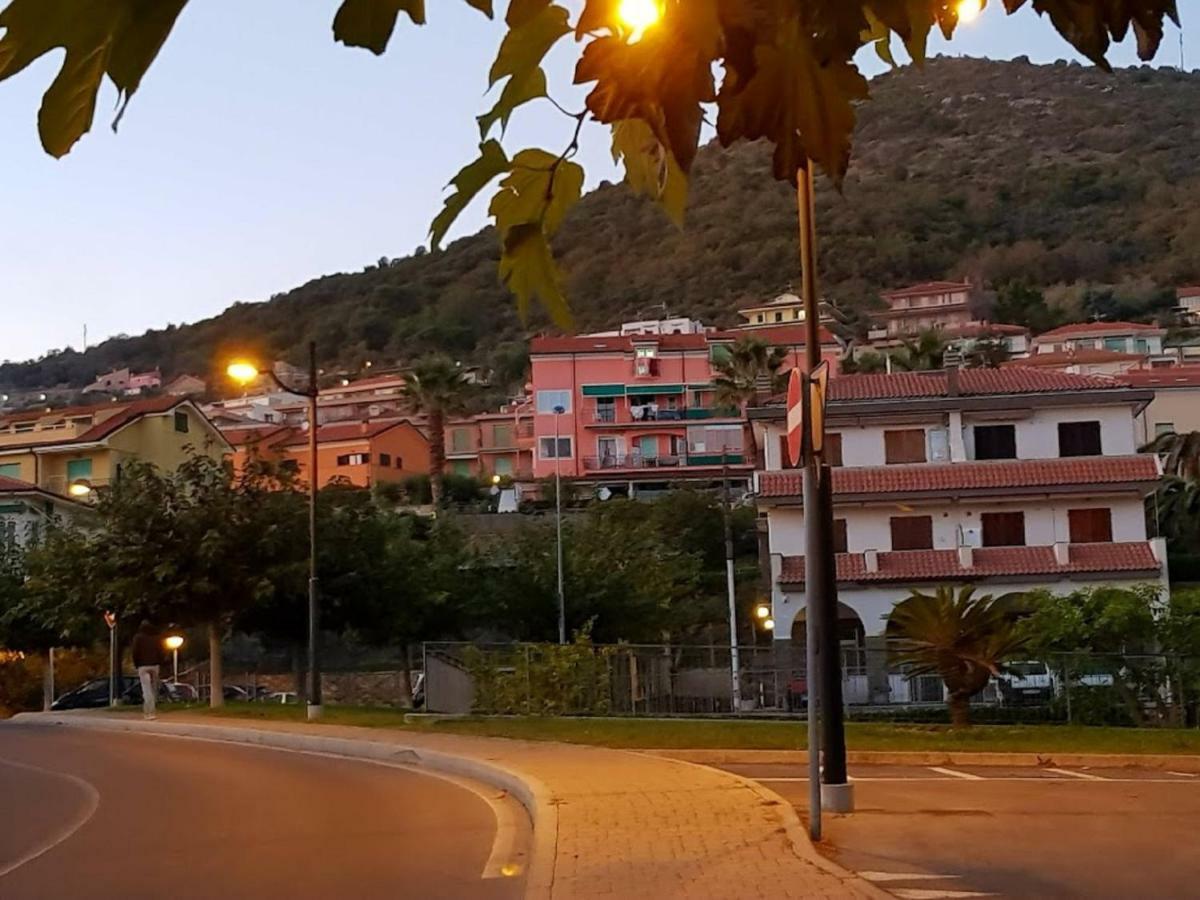 Very Cosy House With Fabulous Sea View! Pietra Ligure Bagian luar foto