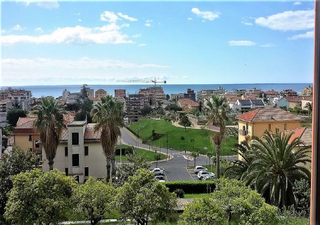 Very Cosy House With Fabulous Sea View! Pietra Ligure Bagian luar foto