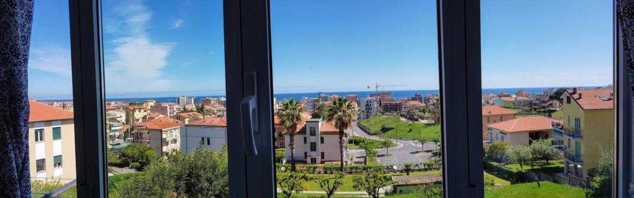 Very Cosy House With Fabulous Sea View! Pietra Ligure Bagian luar foto